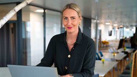 Sara Neugebauer - YER