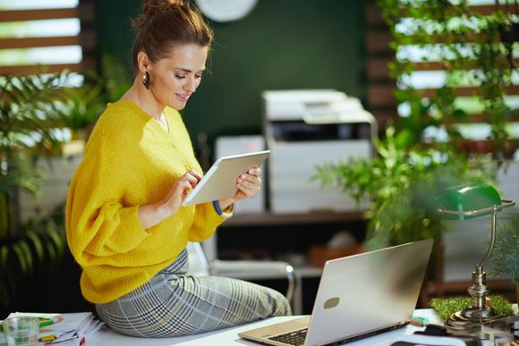 Digitalisierung und erneuerbare Energien im Büro