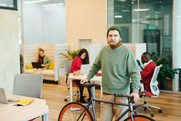 YER Nachhaltigkeitsmanager im Büro