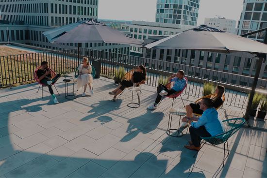Digital Experts Talk auf der Dachterrasse bei YER