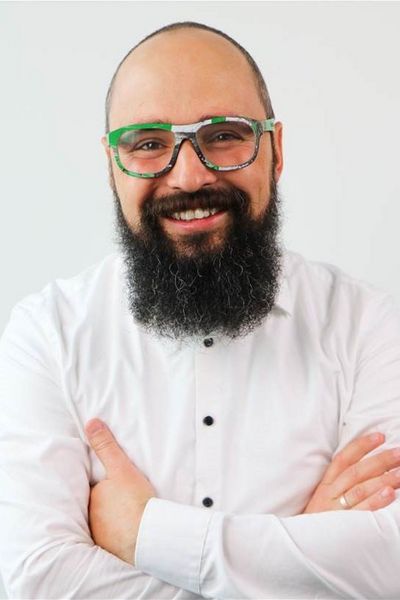 Ralf Bach